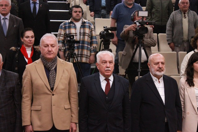 Vatan Partisi Genel Başkanı Doğu Perinçek, Sakarya'da Abhaz önderleri ile buluştu