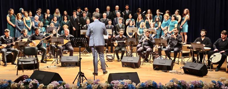 Sakarya Türk Halk Müziği Kent Topluluğu Sonbahar Konseri muhteşem oldu…